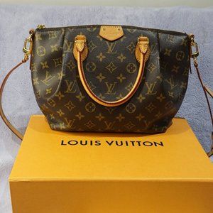 💚SOLD💚 Louis Vuitton Turenne PM 💎$1,550💎